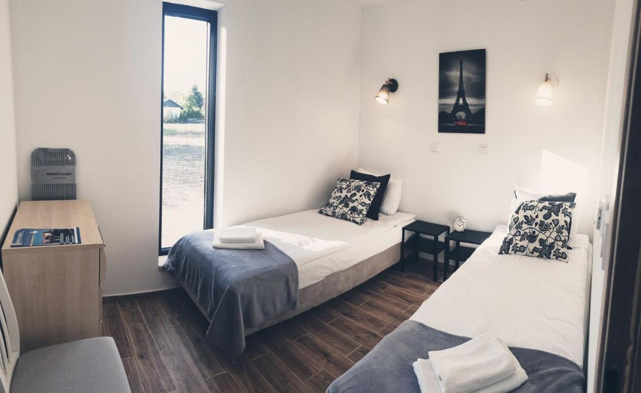 Hotel Bursztynowy Jozefow na Wisla ภายนอก รูปภาพ
