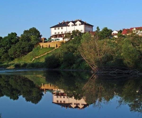Hotel Bursztynowy Jozefow na Wisla ภายนอก รูปภาพ