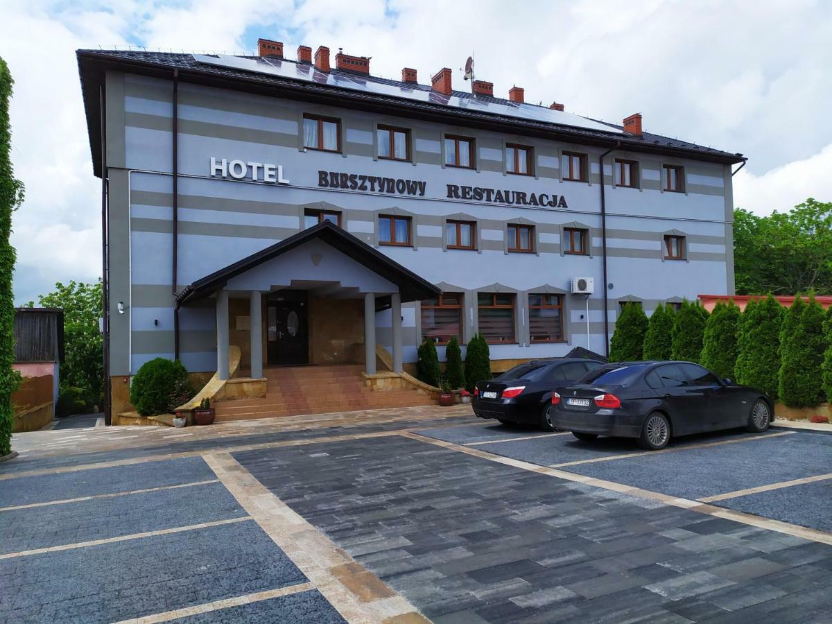 Hotel Bursztynowy Jozefow na Wisla ภายนอก รูปภาพ