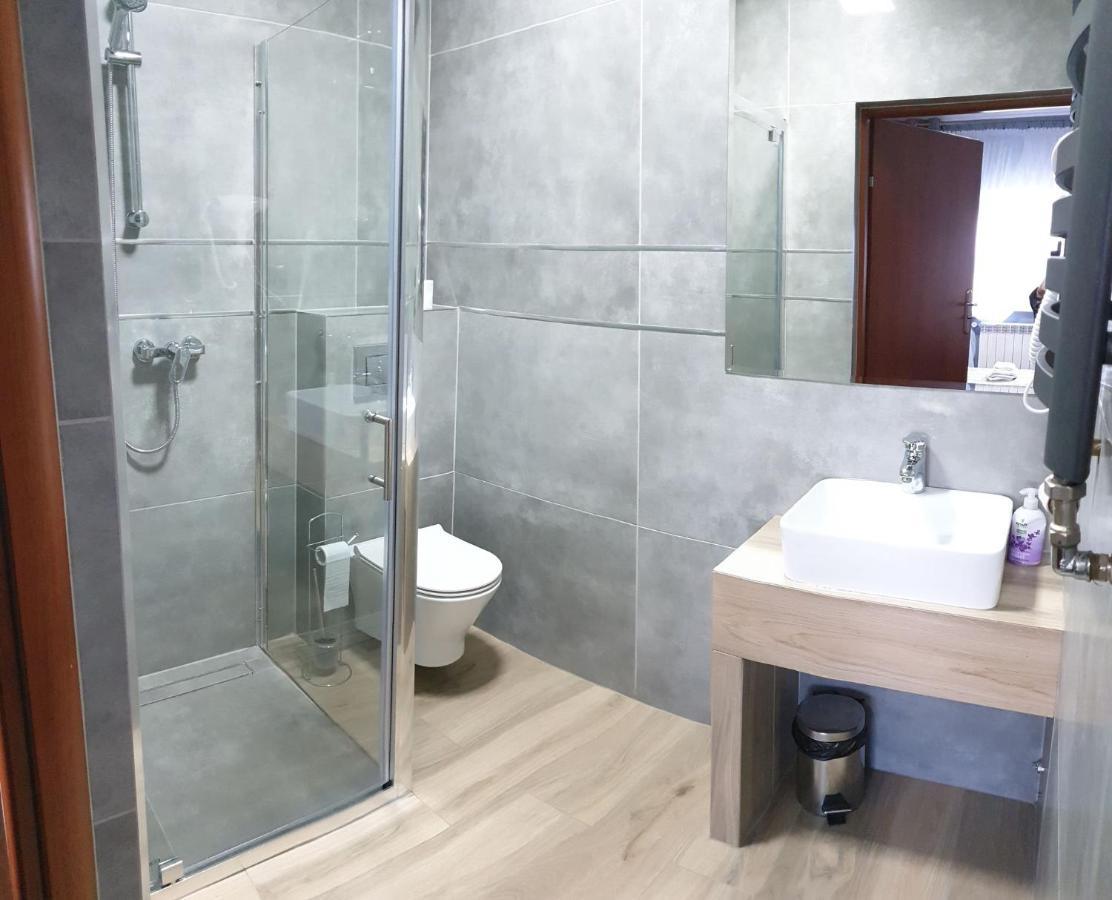 Hotel Bursztynowy Jozefow na Wisla ภายนอก รูปภาพ